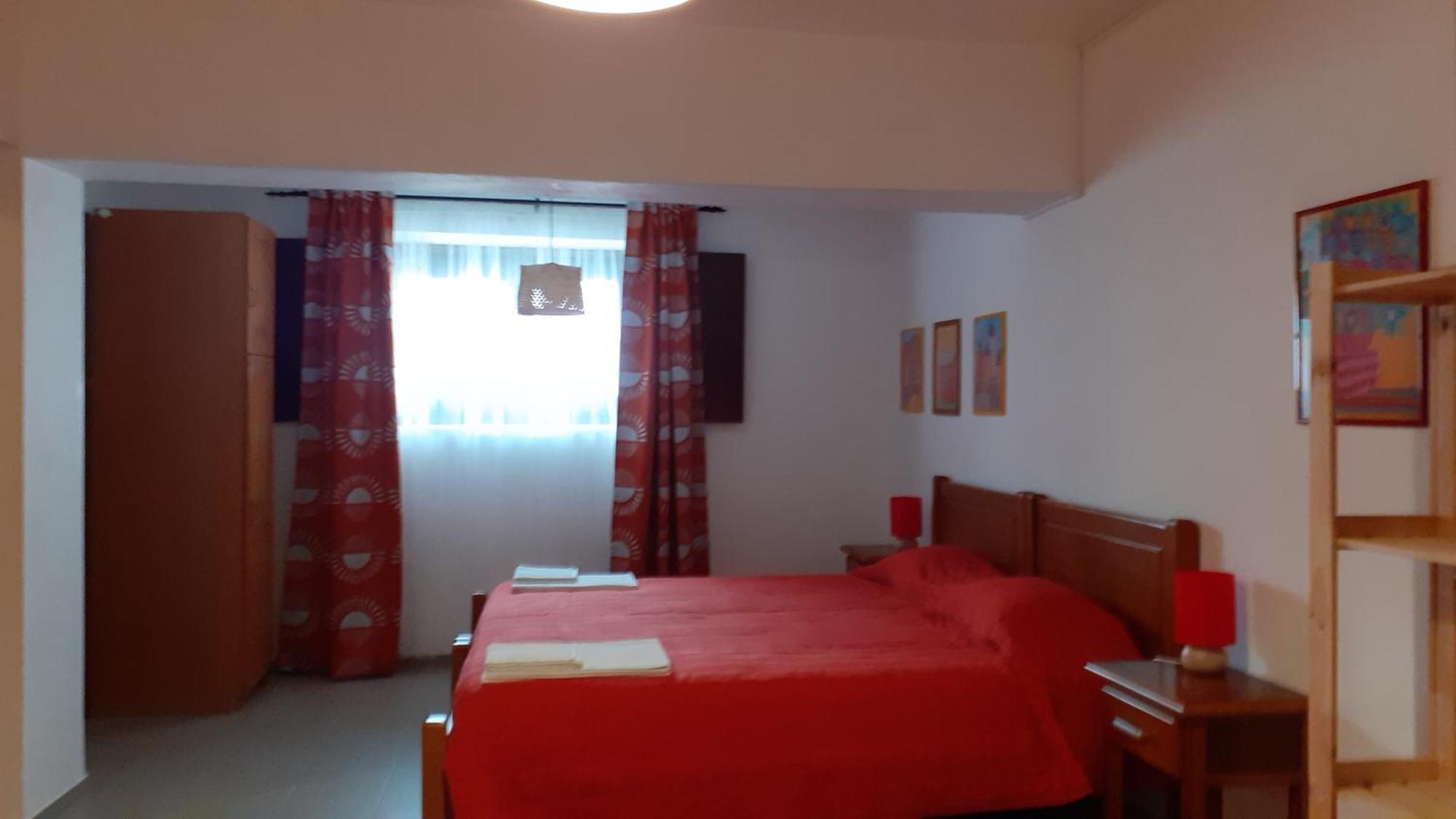 Casa Da Tauria Otel Atouguia Da Baleia Oda fotoğraf