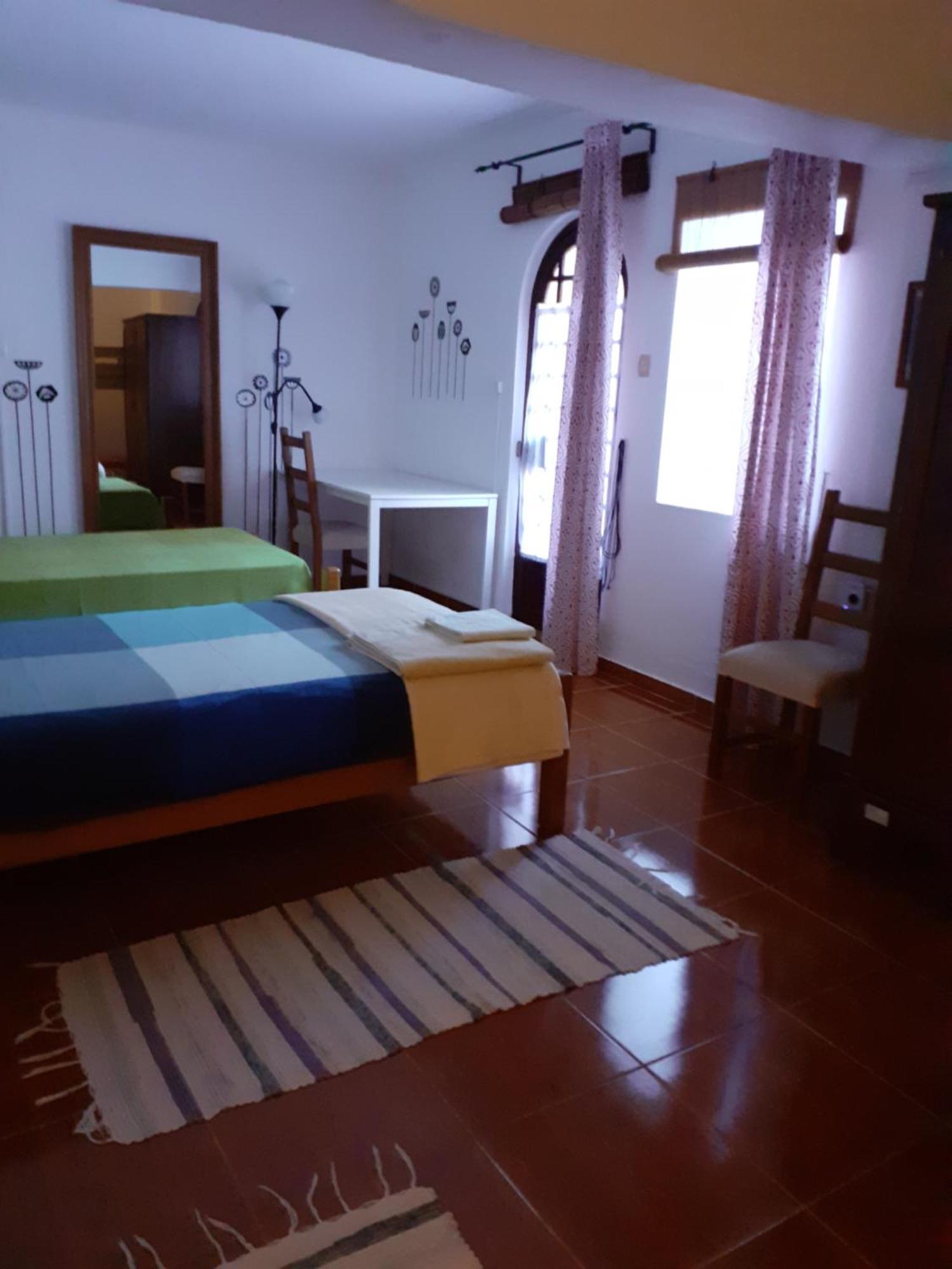 Casa Da Tauria Otel Atouguia Da Baleia Dış mekan fotoğraf